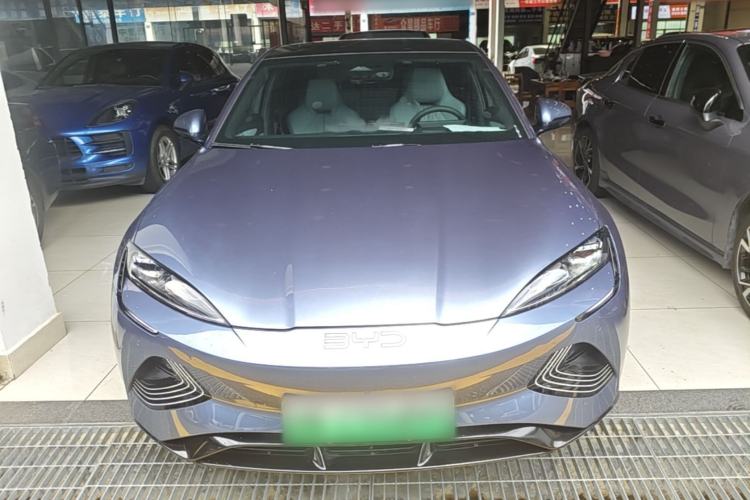 Used BYD Seal 2022 700 km Long-Range Rear-Wheel-Drive Version Front
