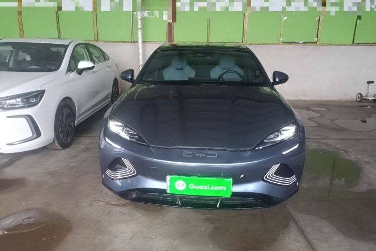 Used BYD Seal 2022 550 km Standard Range Rear-Wheel Drive Prestige Version Front