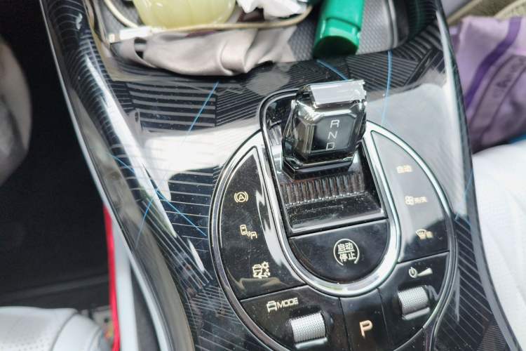 Used BYD Seal 2022 700 km Long-Range Rear-Wheel-Drive Version Gear Lever