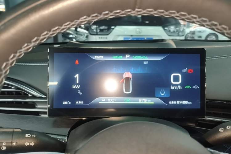 Used BYD Seal 2022 700 km Long-Range Rear-Wheel-Drive Version Instrument Cluster