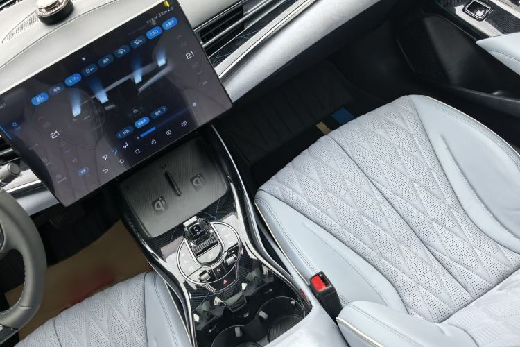 Used BYD Seal 2022 700 km Long-Range Rear-Wheel-Drive Version Interior 5