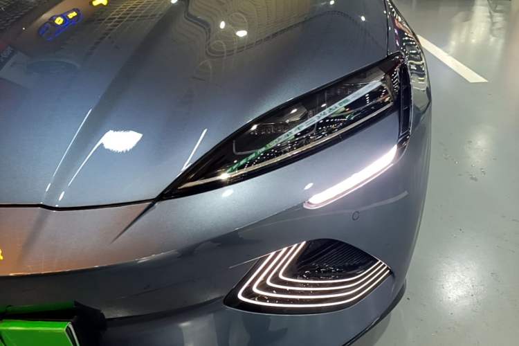 Used BYD Seal 2022 550 km Standard Range Rear-Wheel Drive Prestige Version Left Front Headlight