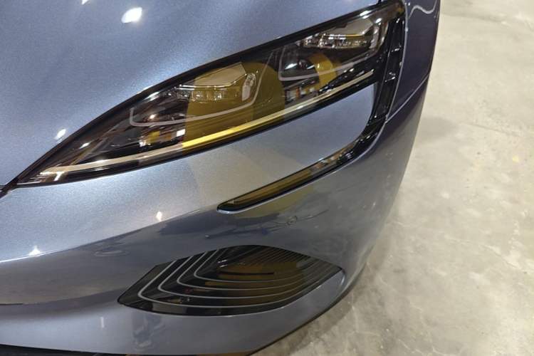 Used BYD Seal 2022 700 km Long-Range Rear-Wheel-Drive Version Left Front Headlight