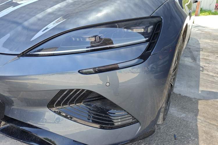 Used BYD Seal 2022 550 km Standard Range Rear-Wheel Drive Prestige Version Left Front Headlight