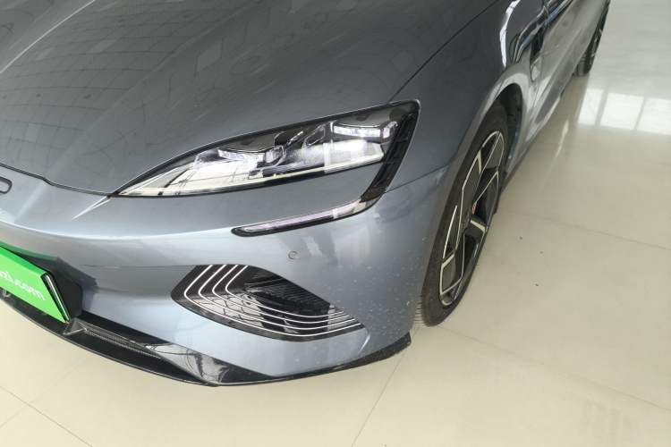 Used BYD Seal 2022 650 km All-Wheel-Drive Performance Version Left Front Headlight