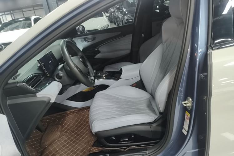 Used BYD Seal 2022 700 km Long-Range Rear-Wheel-Drive Version Left Front Seat