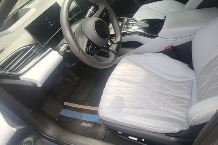 Used BYD Seal 2022 700 km Long-Range Rear-Wheel-Drive Version Left Front Seat