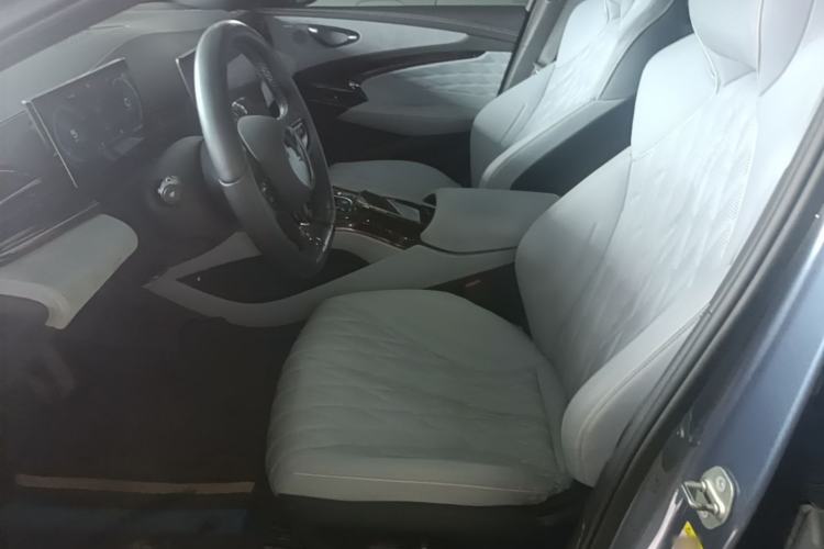 Used BYD Seal 2022 550 km Standard Range Rear-Wheel Drive Prestige Version Left Front Seat