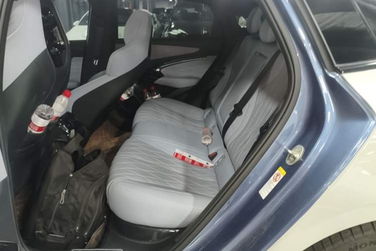 Used BYD Seal 2022 700 km Long-Range Rear-Wheel-Drive Version Left Rear Seat