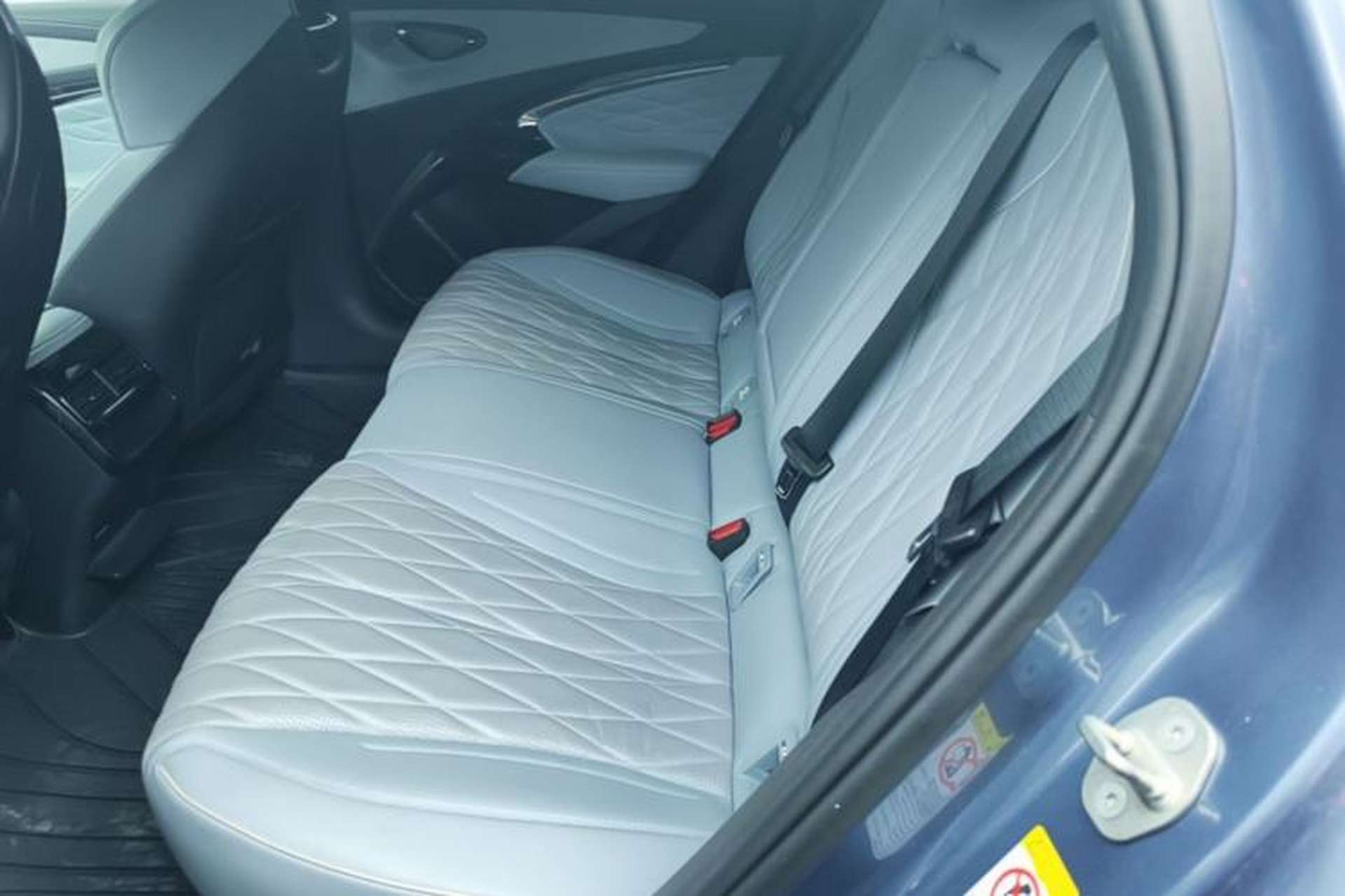 Used BYD Seal 2022 700 km Long-Range Rear-Wheel-Drive Version Left Rear Seat