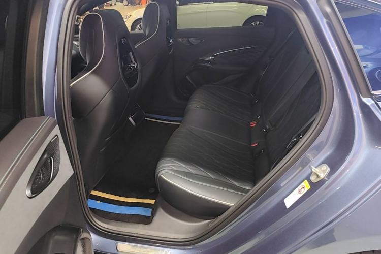 Used BYD Seal 2022 700 km Long-Range Rear-Wheel-Drive Version Left Rear Seat