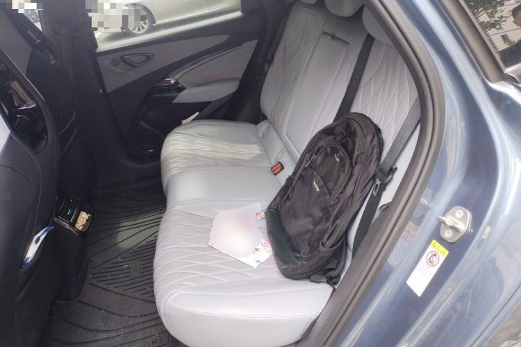 Used BYD Seal 2022 700 km Long-Range Rear-Wheel-Drive Version Left Rear Seat