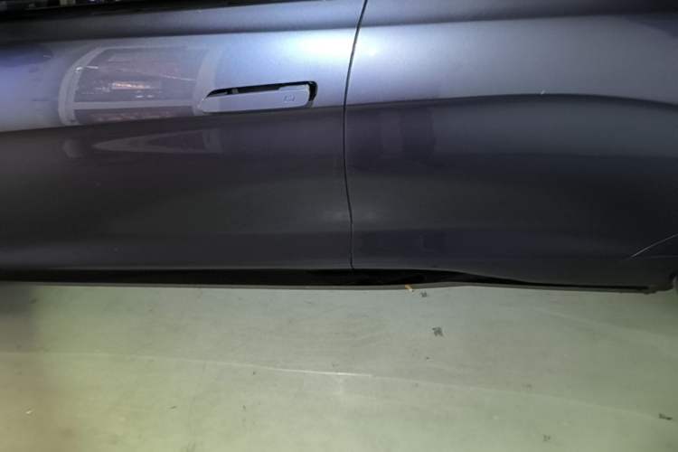 Used BYD Seal 2022 650 km All-Wheel-Drive Performance Version Left Side Sill