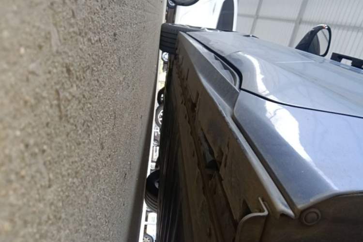 Used BYD Seal 2022 650 km All-Wheel-Drive Performance Version Left Side Sill