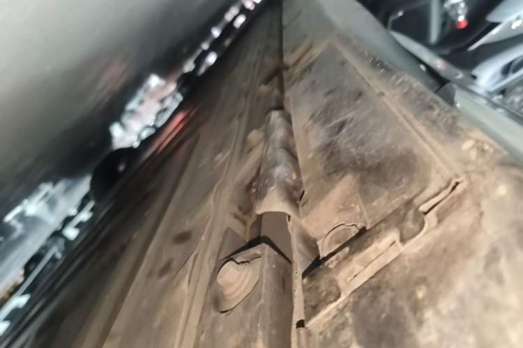 Used BYD Seal 2022 700 km Long-Range Rear-Wheel-Drive Version Left Side Sill
