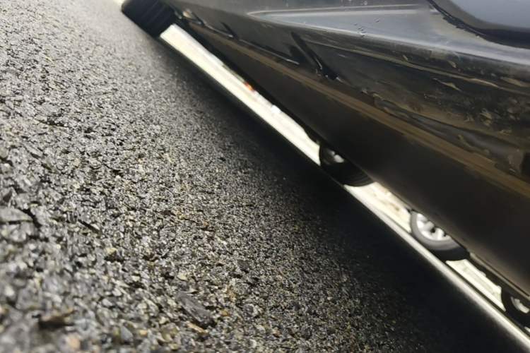 Used BYD Seal 2022 700 km Long-Range Rear-Wheel-Drive Version Left Side Sill