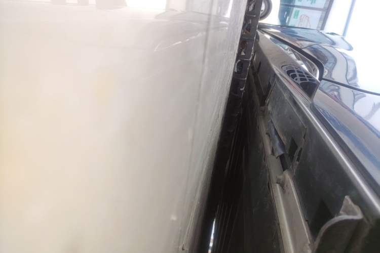 Used BYD Seal 2022 550 km Standard Range Rear-Wheel Drive Elite Version Left Side Sill