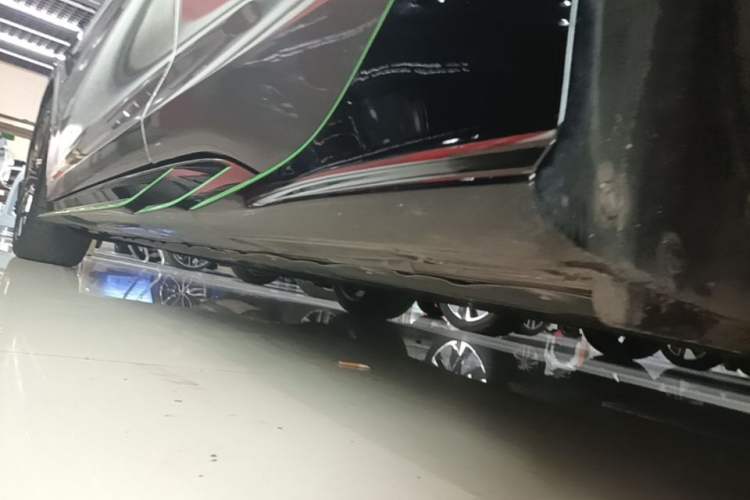 Used BYD Seal 2022 650 km All-Wheel-Drive Performance Version Left Side Sill