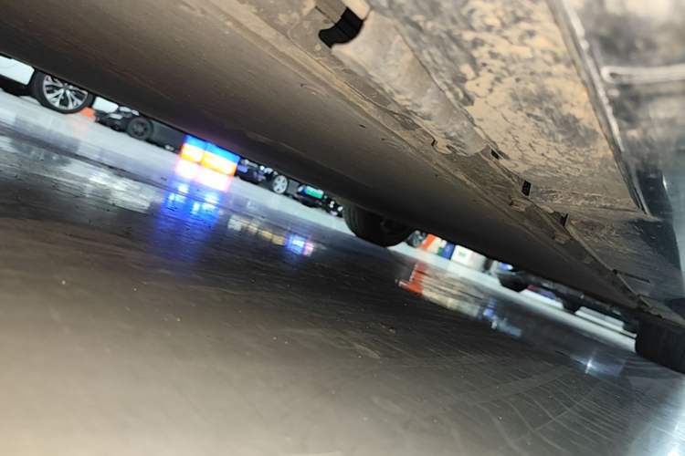 Used BYD Seal 2022 700 km Long-Range Rear-Wheel-Drive Version Left Side Sill