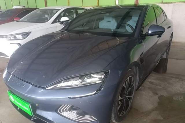 Used BYD Seal 2022 550 km Standard Range Rear-Wheel Drive Prestige Version