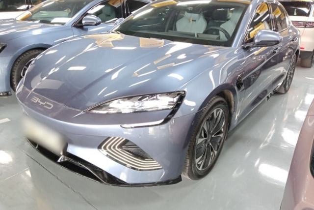 Used BYD Seal 2022 550 km Standard Range Rear-Wheel Drive Prestige Version