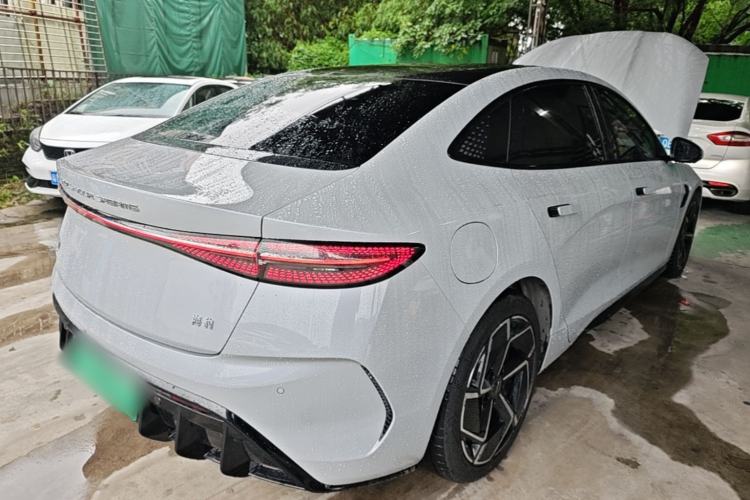 Used BYD Seal 2022 700 km Long-Range Rear-Wheel-Drive Version Rear Right 45 Deg