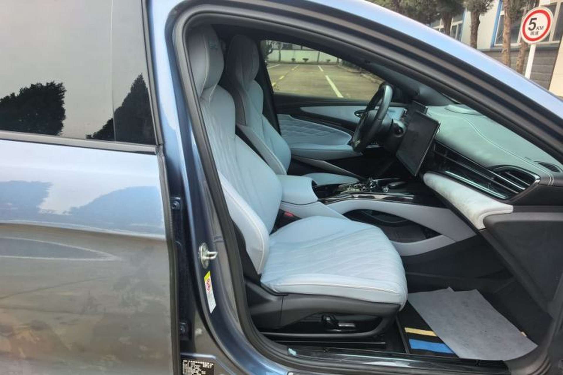 Used BYD Seal 2022 700 km Long-Range Rear-Wheel-Drive Version Right Front Seat