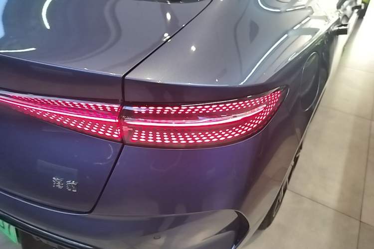 Used BYD Seal 2022 700 km Long-Range Rear-Wheel-Drive Version Right Rear Taillight