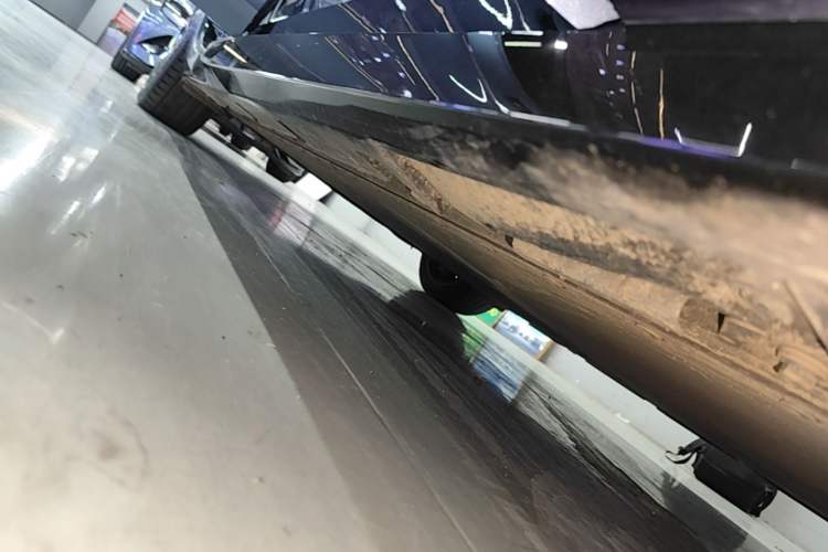 Used BYD Seal 2022 700 km Long-Range Rear-Wheel-Drive Version Right Side Sill