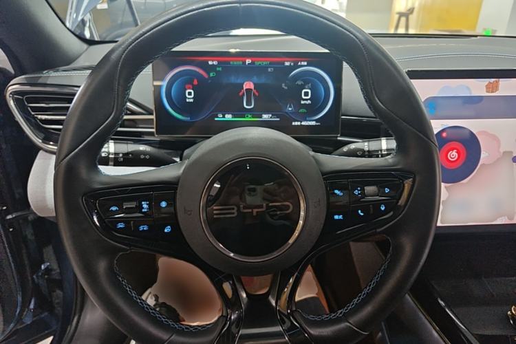 Used BYD Seal 2022 550 km Standard Range Rear-Wheel Drive Prestige Version Steering Wheel