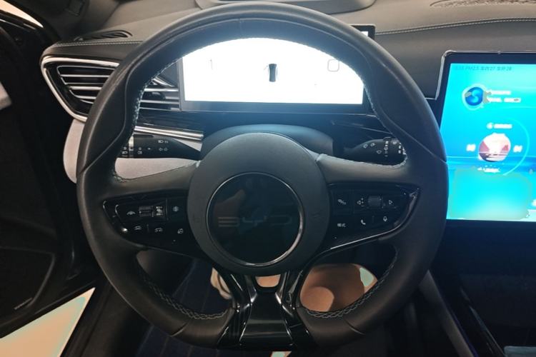 Used BYD Seal 2022 700 km Long-Range Rear-Wheel-Drive Version Steering Wheel