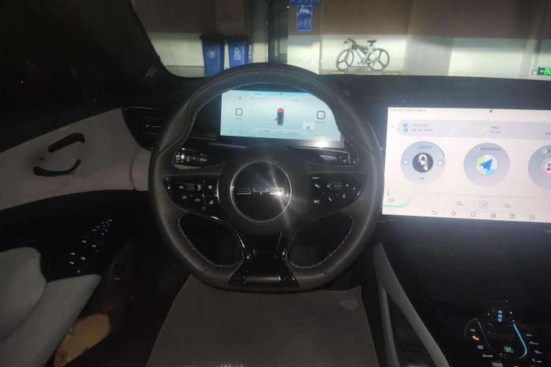 Used BYD Seal 2022 700 km Long-Range Rear-Wheel-Drive Version Steering Wheel