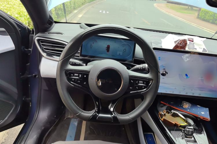 Used BYD Seal 2022 650 km All-Wheel-Drive Performance Version Steering Wheel