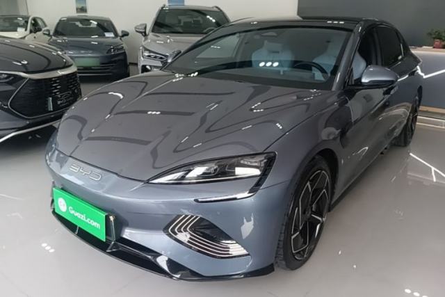 Used BYD Seal 2022 650 km All-Wheel-Drive Performance Version