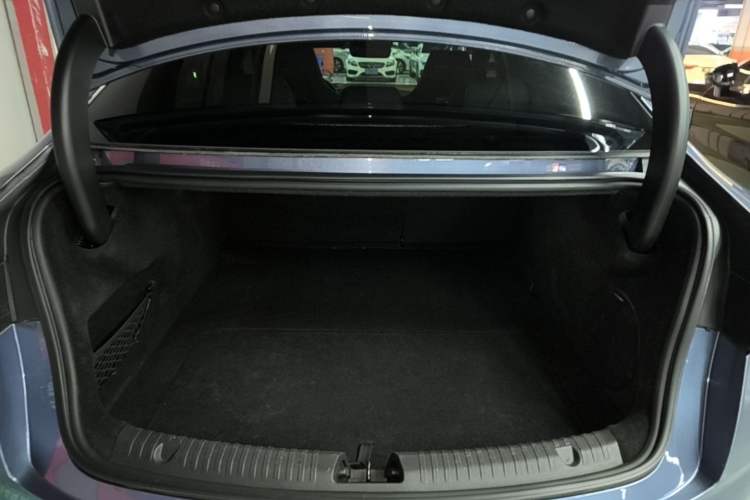 Used BYD Seal 2022 650 km All-Wheel-Drive Performance Version Trunk