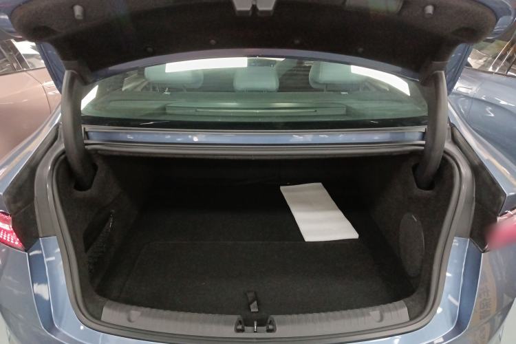 Used BYD Seal 2022 550 km Standard Range Rear-Wheel Drive Prestige Version Trunk