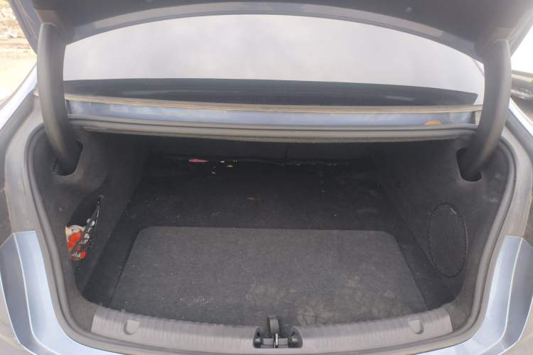 Used BYD Seal 2022 700 km Long-Range Rear-Wheel-Drive Version Trunk