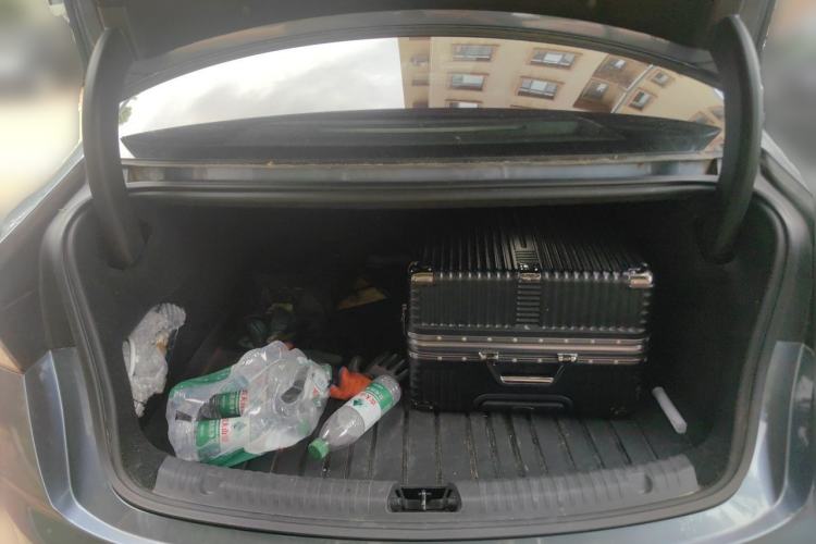 Used BYD Seal 2022 550 km Standard Range Rear-Wheel Drive Prestige Version Trunk