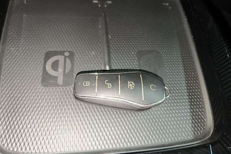Used BYD Seal 2022 650 km All-Wheel-Drive Performance Version Vehicle Key