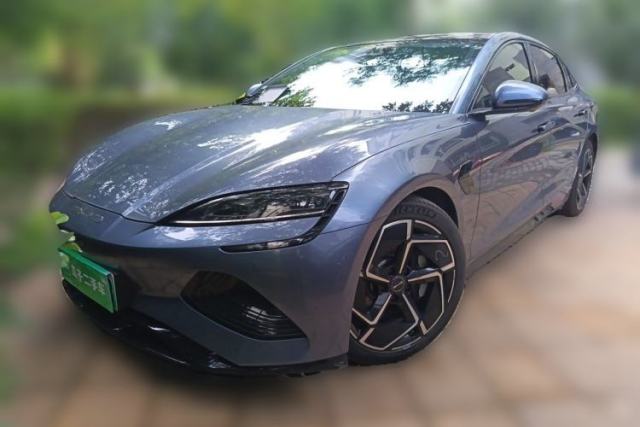 BYD Seal 2022 700 km Long-Range Rear-Wheel-Drive Version usado