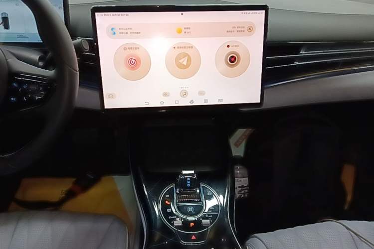 Used BYD Seal 2022 700 km Long-Range Rear-Wheel-Drive Version Audio And AC Panel