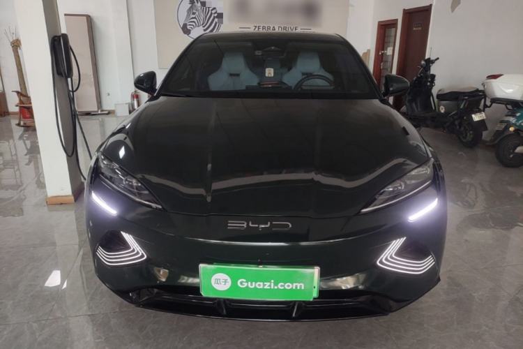 Used BYD Seal 2022 700 km Long-Range Rear-Wheel-Drive Version Front