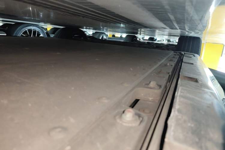 Used BYD Seal 2022 700 km Long-Range Rear-Wheel-Drive Version Left Side Sill
