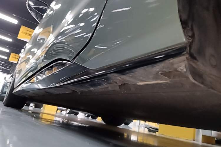 Used BYD Seal 2022 700 km Long-Range Rear-Wheel-Drive Version Left Side Sill