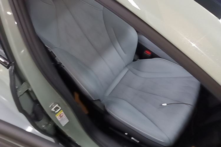 Used BYD Seal 2022 700 km Long-Range Rear-Wheel-Drive Version Right Front Seat