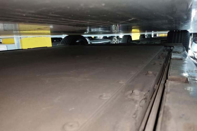 Used BYD Seal 2022 700 km Long-Range Rear-Wheel-Drive Version Right Side Sill