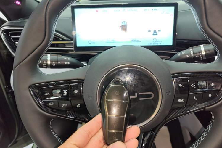 Used BYD Seal 2022 700 km Long-Range Rear-Wheel-Drive Version Vehicle Key