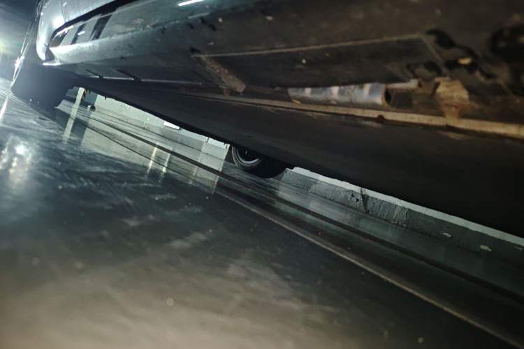 Used BYD Seal 2022 700 km Long-Range Rear-Wheel-Drive Version Chassis Front Right