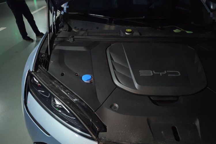 Used BYD Seal 2022 700 km Long-Range Rear-Wheel-Drive Version Engine Bay Right