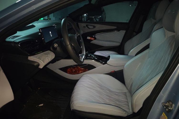 Used BYD Seal 2022 700 km Long-Range Rear-Wheel-Drive Version Left Front Seat